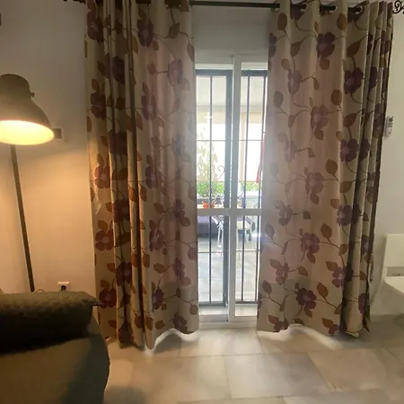 M&c Laguna Beach Frente Al Mar Apartament *